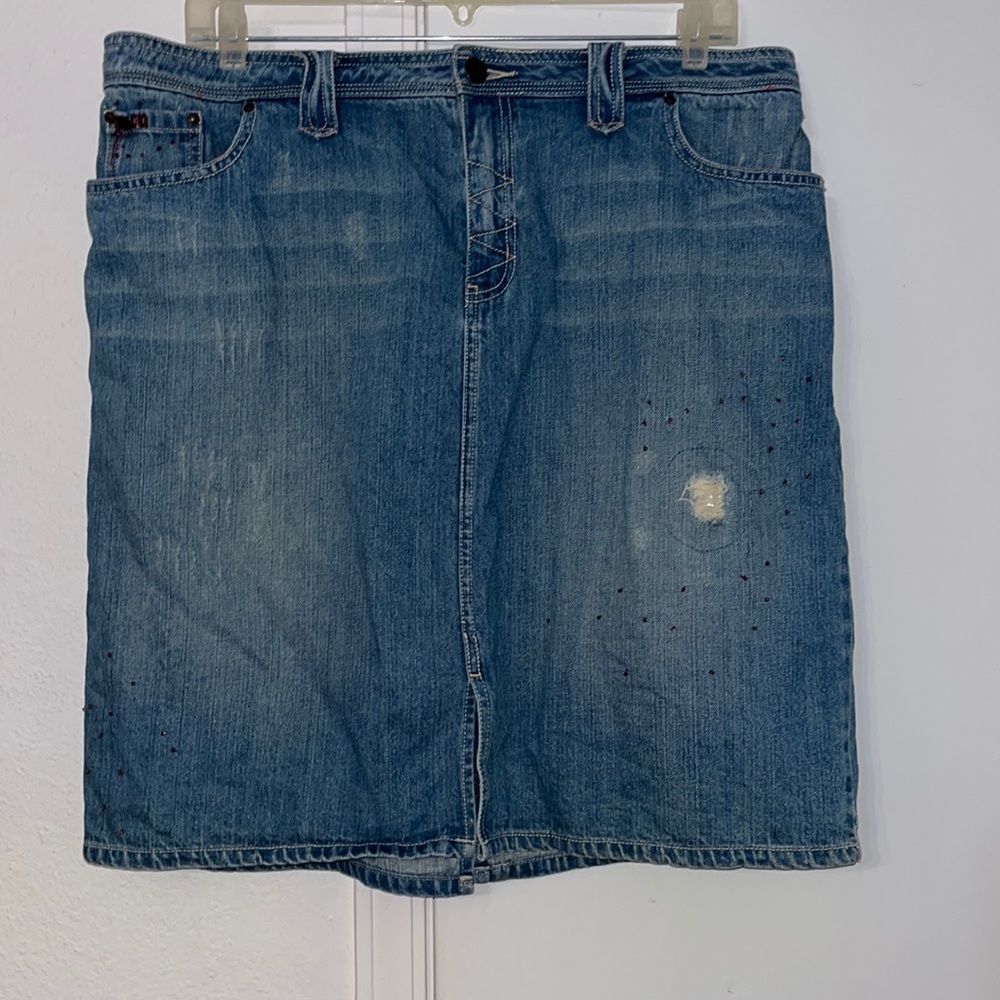 Venezia Ladies Knee Length Denim Distressed Jean Skirt Size 20